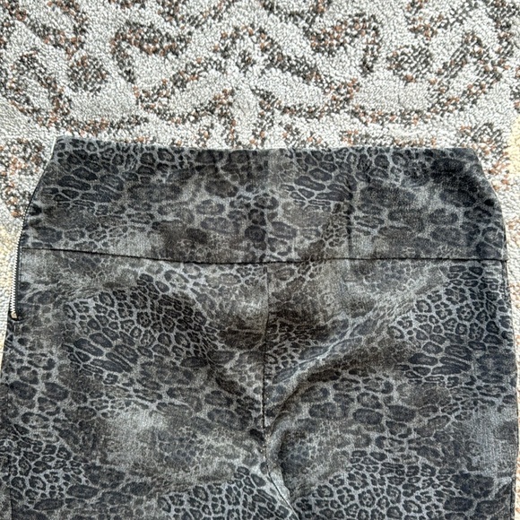 Jules & Leopold Leopard Print Side Zip Pants Medium - Picture 6 of 7